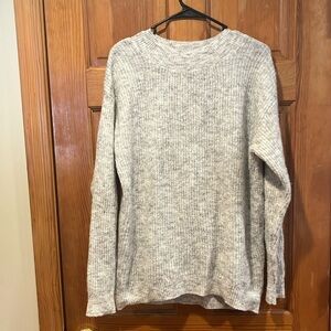 RD style women’s pull over sweater with open back size large .